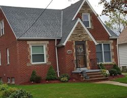 Pre-foreclosure in  MUSKOKA AVE Cleveland, OH 44119