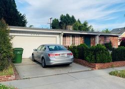 Pre-foreclosure Listing in ATOLL AVE NORTH HOLLYWOOD, CA 91606