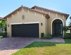 Pre-foreclosure in  NW 48TH LN Fort Lauderdale, FL 33319