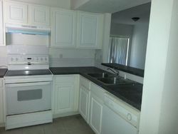 Pre-foreclosure Listing in CYPRESSDALE DR UNIT 102 RIVERVIEW, FL 33578