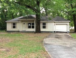 Pre-foreclosure in  3RD AVE Holt, FL 32564