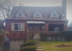 Pre-foreclosure in  W MAPLEWOOD AVE Dayton, OH 45405