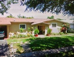 Pre-foreclosure in  NE 182ND ST Miami, FL 33162