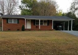 Pre-foreclosure Listing in HOWARD DR KNOXVILLE, TN 37918