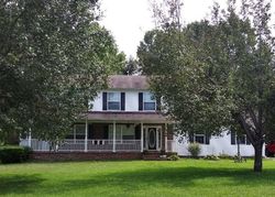 Pre-foreclosure in  GOLDEN POND LN Spring Hill, TN 37174