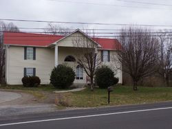 Pre-foreclosure in  S GRUNDY QUARLES HWY Gainesboro, TN 38562