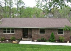 Pre-foreclosure in  WOODSIDE DR Washington, PA 15301