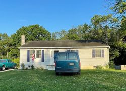 Pre-foreclosure in  SPRINGFIELD DR Chambersburg, PA 17202