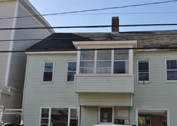 Pre-foreclosure Listing in GREEN ST SOMERSWORTH, NH 03878