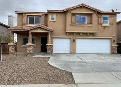 Pre-foreclosure in  MAYFLOWER ST Victorville, CA 92392