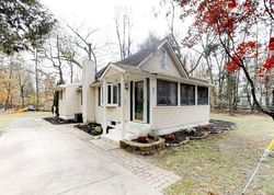 Pre-foreclosure in  ALBERTSON AVE Clementon, NJ 08021