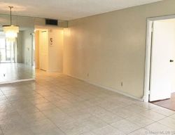 Pre-foreclosure in  ENVIRON BLVD  Fort Lauderdale, FL 33319