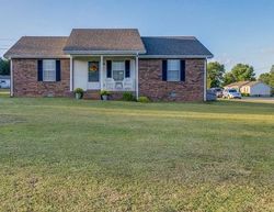  E Longview Dr, Portland TN