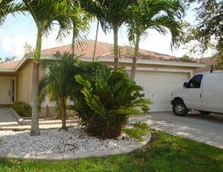 Pre-foreclosure in  SAWGRASS CIR West Palm Beach, FL 33413