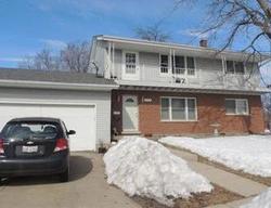 Pre-foreclosure Listing in GLENWOOD DR BELVIDERE, IL 61008