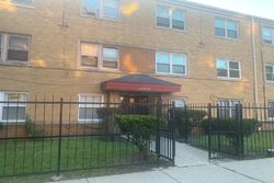 Pre-foreclosure in  S PAXTON AVE  Chicago, IL 60649