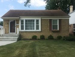 Pre-foreclosure in  NORFOLK AVE Westchester, IL 60154