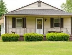 Pre-foreclosure Listing in S SPRING ST MISHAWAKA, IN 46544