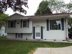 Pre-foreclosure Listing in E BRISTOL ST ELKHART, IN 46514