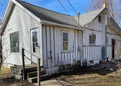 Pre-foreclosure Listing in FAIRFIELD RD ALLIANCE, OH 44601