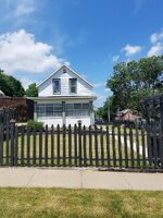 Pre-foreclosure in  CLARKE DR Dubuque, IA 52001