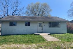 Pre-foreclosure in  WALKER ALY Racine, OH 45771