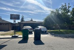 Pre-foreclosure Listing in FREEDMAN ST SHAFTER, CA 93263