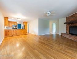 Pre-foreclosure in  W APACHE LN Barrington, IL 60010