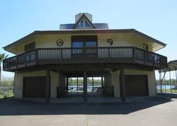 Pre-foreclosure in  BAYOU DR Baytown, TX 77520