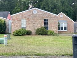 Pre-foreclosure Listing in FAWN LAKE DR BATON ROUGE, LA 70816