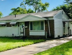 Pre-foreclosure in  RANCH DR Toledo, OH 43607