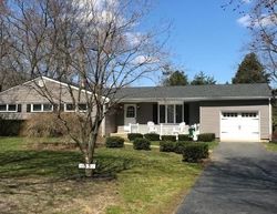 Pre-foreclosure Listing in EDISON AVE EATONTOWN, NJ 07724