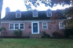 Pre-foreclosure Listing in SOUTH ST MANASQUAN, NJ 08736