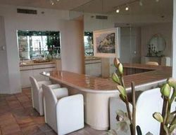 Pre-foreclosure in  NE 36TH CT  Miami, FL 33180