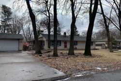 Pre-foreclosure in  BICHNER LN Saint Paul, MN 55115