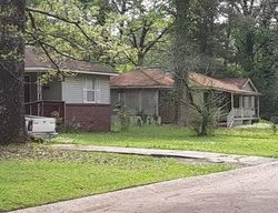 Pre-foreclosure Listing in GLENDERRY ST JACKSON, MS 39212