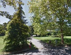 Pre-foreclosure in  MANNETTO CT Huntington, NY 11743