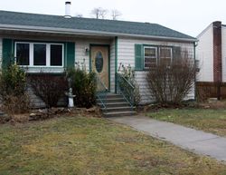 Pre-foreclosure Listing in SAINT GEORGE DR SHIRLEY, NY 11967