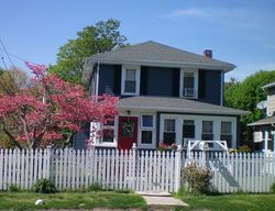 Pre-foreclosure in  HOLMES ST Sayville, NY 11782