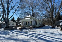 Pre-foreclosure Listing in MILLVILLE OXFORD RD HAMILTON, OH 45013