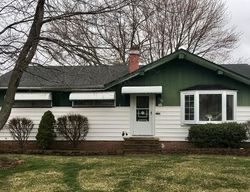 Pre-foreclosure in  GROSS DR Cleveland, OH 44130
