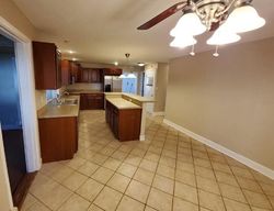 Pre-foreclosure Listing in E 319TH ST EASTLAKE, OH 44095