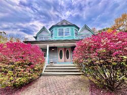 Pre-foreclosure in  CRYSTAL FARM RD Warwick, NY 10990