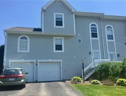 Pre-foreclosure in  SUNSET CIR Cranberry Twp, PA 16066