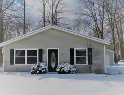 Pre-foreclosure Listing in ELM AVE MADISON, OH 44057