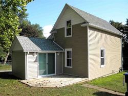 Pre-foreclosure Listing in FAIRVIEW ST DAVENPORT, IA 52804