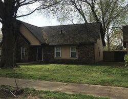 Pre-foreclosure in  CAROL ELAINE CIR Memphis, TN 38133