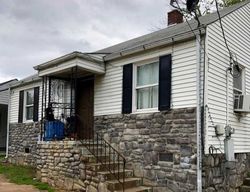 Pre-foreclosure in  BRUHIN RD Knoxville, TN 37912