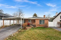Pre-foreclosure in  E 3395 S Salt Lake City, UT 84109