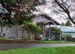 Pre-foreclosure in  SW ELMGROVE ST Seattle, WA 98106